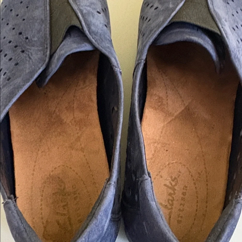 Clarks Navy Blue Suede Nubuck Slip on Loafer Flat Size 10